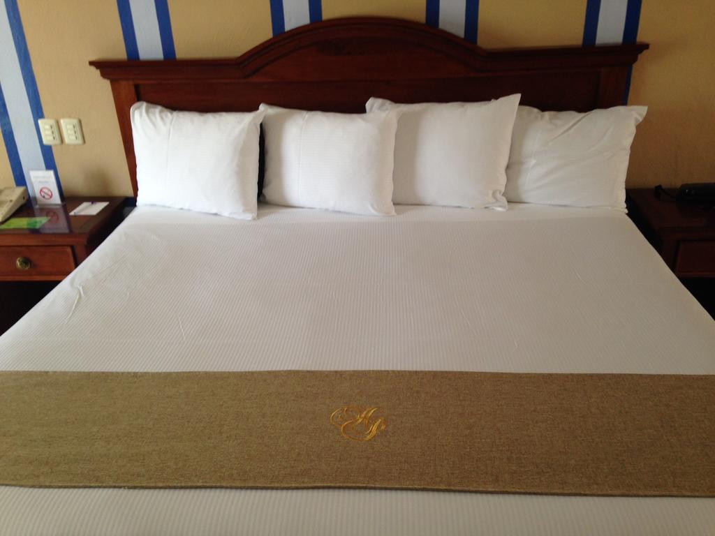 Hotel Plaza Colonial Campeche Zimmer foto